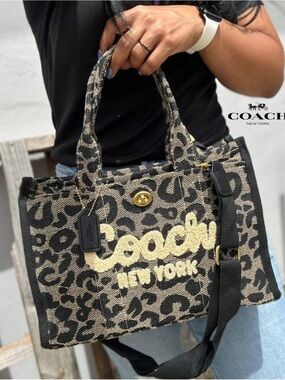 Coach Leopard print cargo Tote bag 26 medium